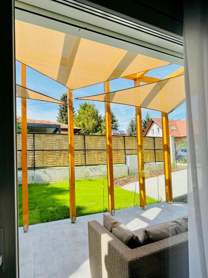 Aranygesztenye Apartmanház Balatonudvari Esterno foto
