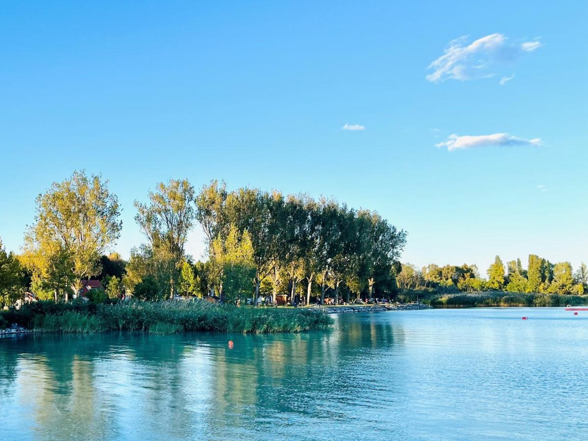 Aranygesztenye Apartmanház Balatonudvari Esterno foto