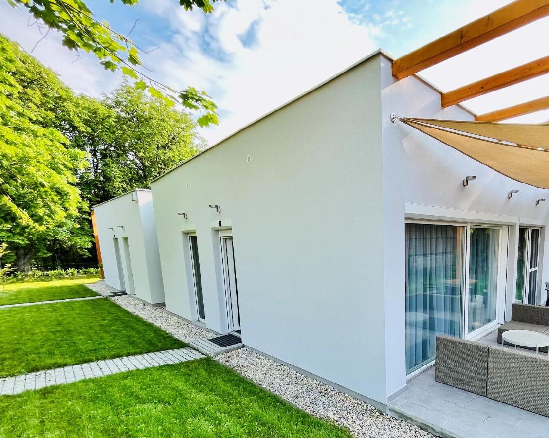 Aranygesztenye Apartmanház Balatonudvari Esterno foto